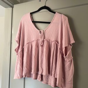 Pink short sleeve shirt